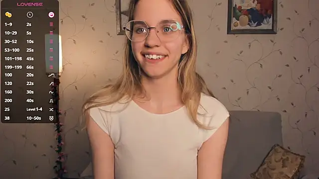 JoanBaggott live sex cam