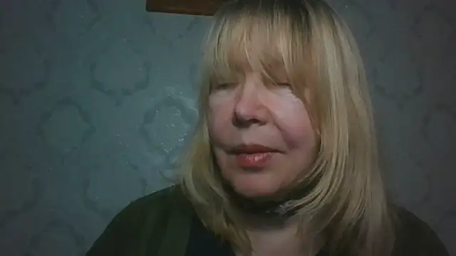 OlgaShine's cam snapshot