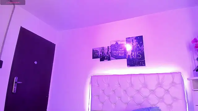 Juli_Roos_ live sex cam