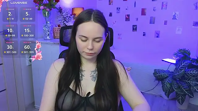 Alice_Moondark live sex cam