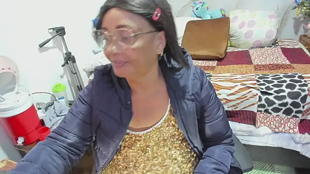 Mrs_mommy_'s cam snapshot