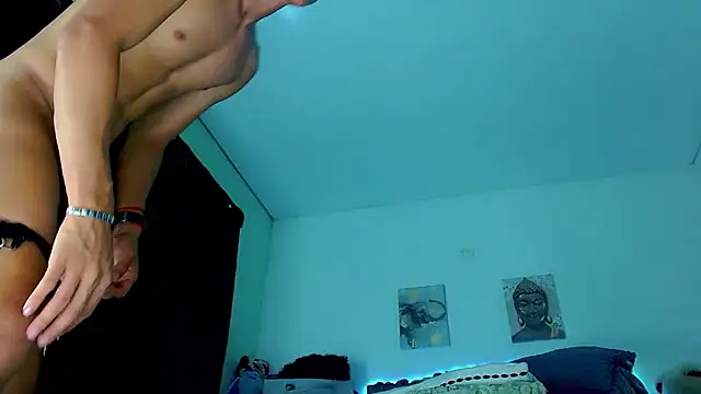 Liamscott_'s cam snapshot