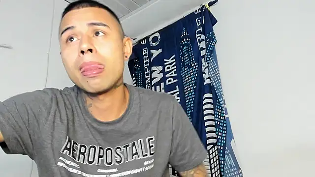 _Logan_Colton_'s cam snapshot