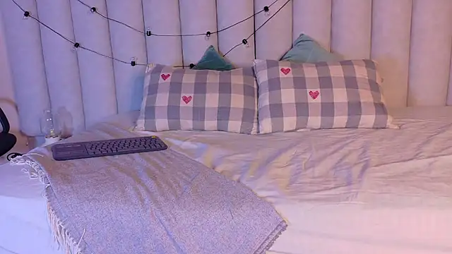 SeleneGibson__'s cam snapshot