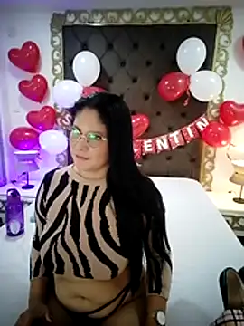 AlinaMilf's cam snapshot