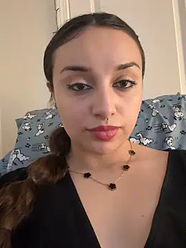 CharmingMaddie's cam snapshot