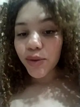 SirenRouge_69's cam snapshot