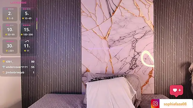 big_tits_in_your_face's cam snapshot