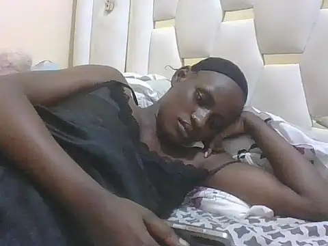 Nasty-Linda's cam snapshot