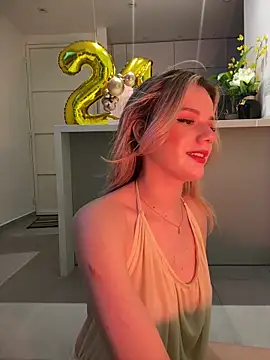 NicoleCut live sex cam