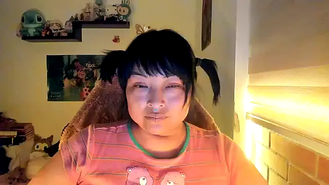 Shaddycute_'s cam snapshot