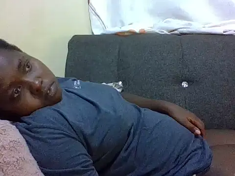 Sweetcecie01's cam snapshot