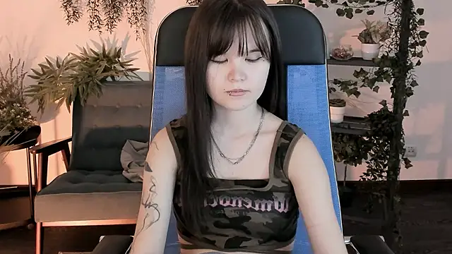 Elainebeness's cam snapshot