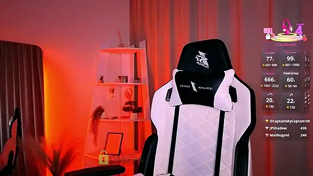 lady_curls's cam snapshot