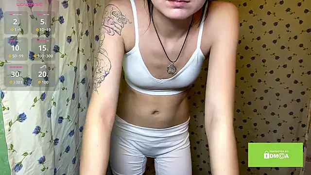 EstherKiester's cam snapshot