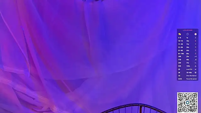 GildedKitten live sex cam