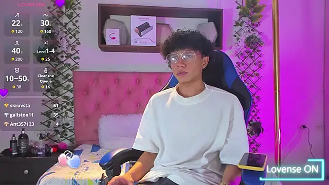 _taylor_black's cam snapshot