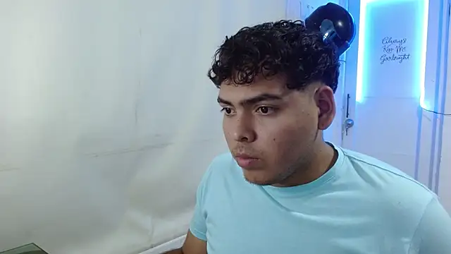 badboyhot010's cam snapshot