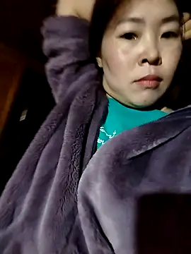 Yiyoongg's cam snapshot