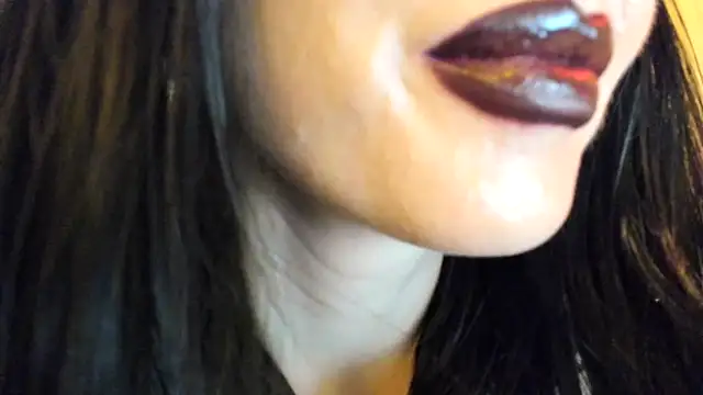 Politeeliza's cam snapshot