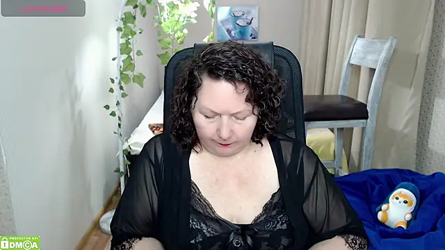 milf_hornys's cam snapshot