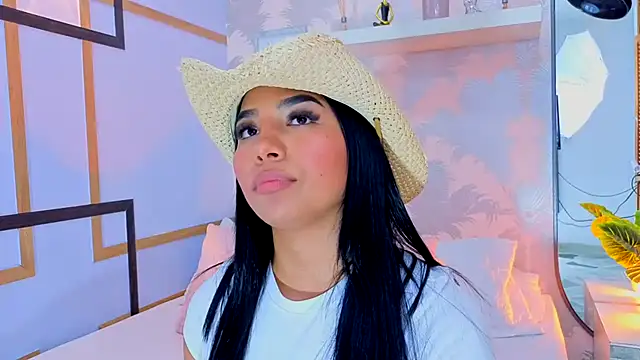 CharlotteGraay's cam snapshot