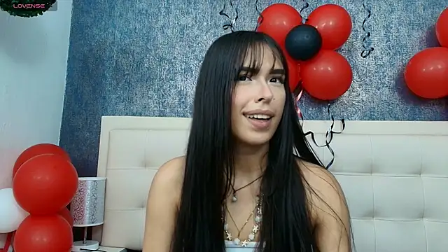 Cloeandtyfanny's cam snapshot