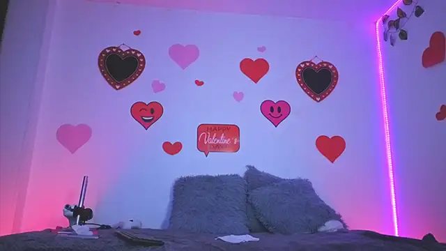 Lolarosesxs's cam snapshot