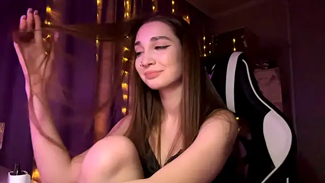 HollyPaw's cam snapshot