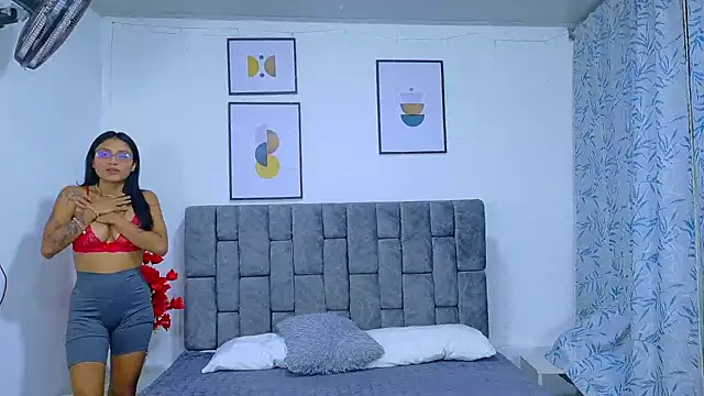 Soffia_Konig_ live sex cam