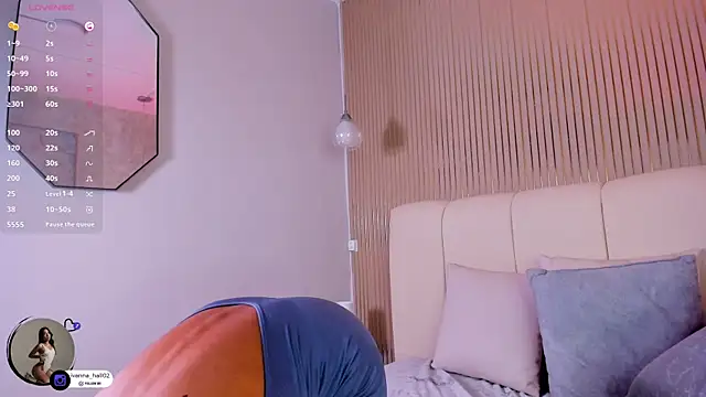 Ivana_Hall's cam snapshot