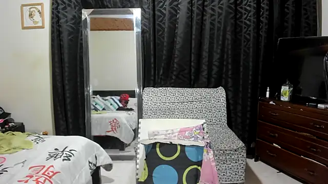 youth_lust69's cam snapshot