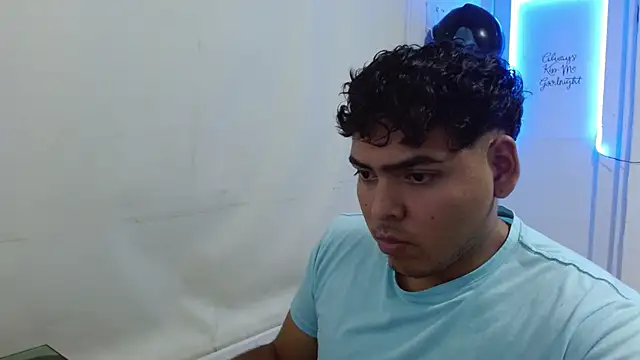 badboyhot010's cam snapshot