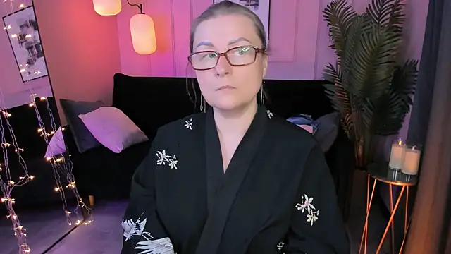 AlexandraKind live sex cam