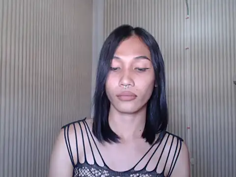 Urfucking_khloe1 live sex cam