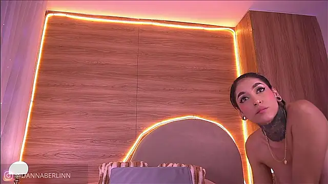 danna_berlin_ live sex cam
