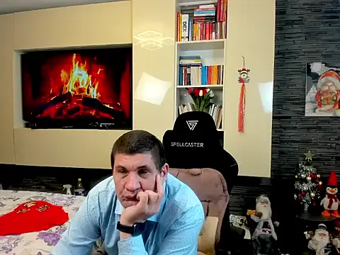 SpartacusDaddy48 live sex cam