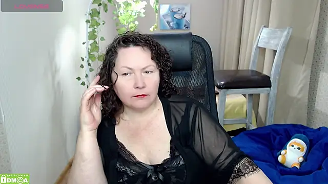 milf_hornys's cam snapshot