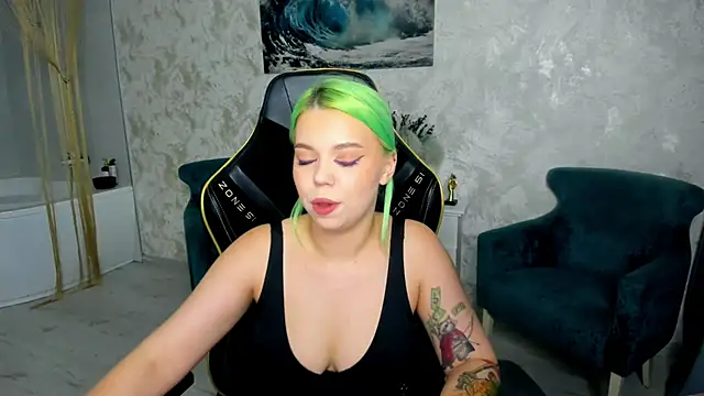 EnergyBunny_1's cam snapshot