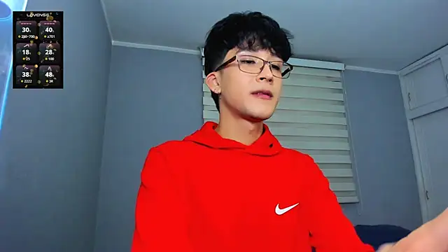 tom_Howard live sex cam