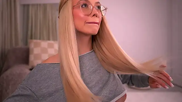 KylieJoyce's cam snapshot