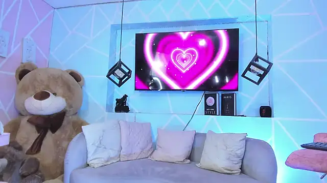 alix_noa's cam snapshot