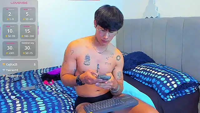 JayHotxxx live sex cam