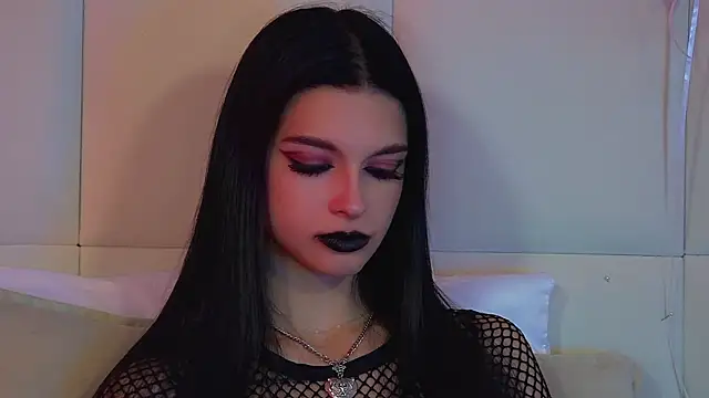 BeverlyMost's cam snapshot