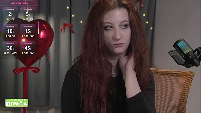 caty_cuddly live sex cam