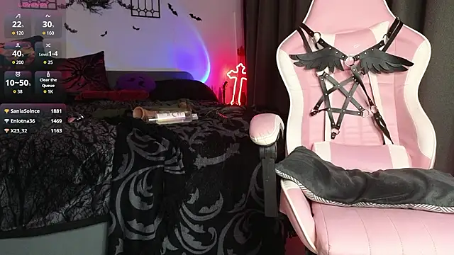 Devil_s_bride's cam snapshot