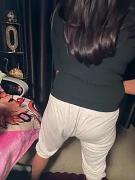 Lucky_Flora's cam snapshot