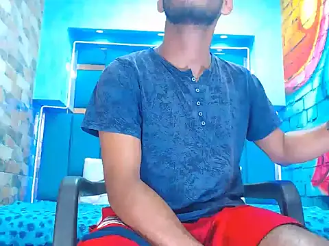 warmNoah live sex cam