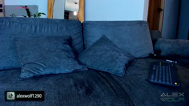 alex_wolf_ live sex cam