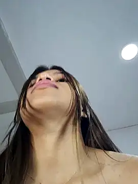 sophia_ramirez12 live sex cam